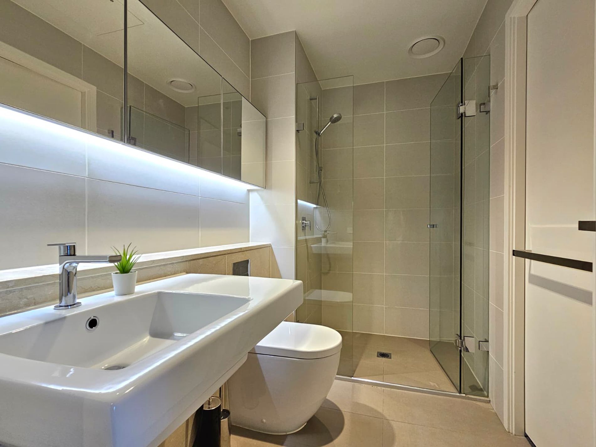 1504 / 199 William Street, Melbourne