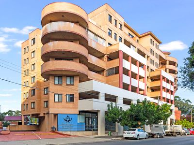 52 / 7-9 Cross St, Bankstown