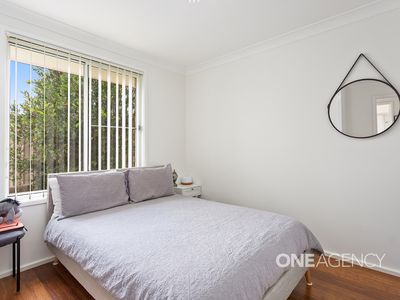 4 / 6 MacLeay Place, Albion Park