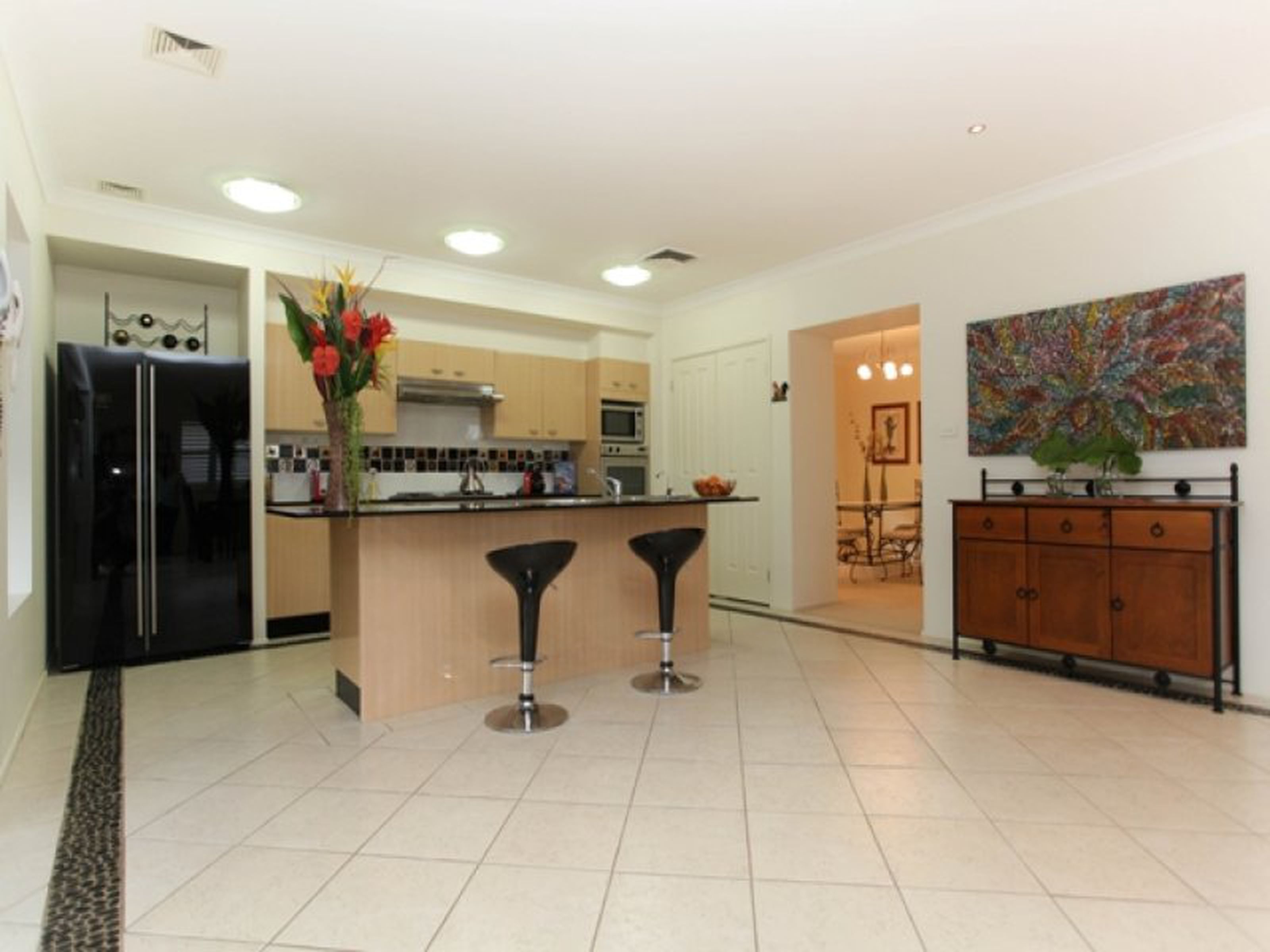 74 Glengarry Drive, GLENMORE PARK