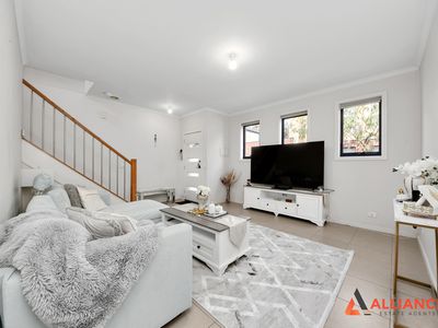 7 / 213-215 Camp Road, Broadmeadows