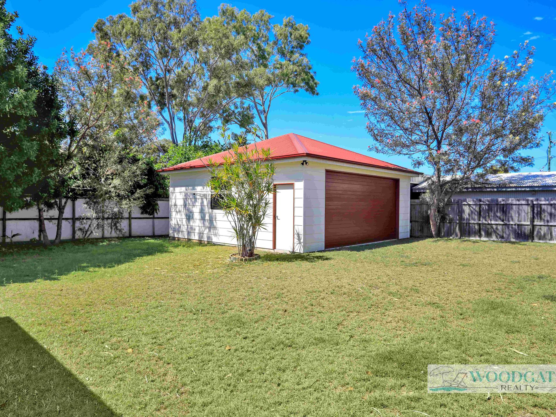 98 MACKEREL STREET, Woodgate