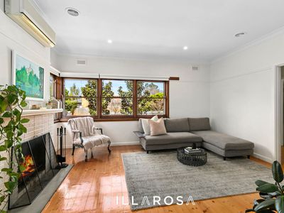 18 Read Street, Newtown