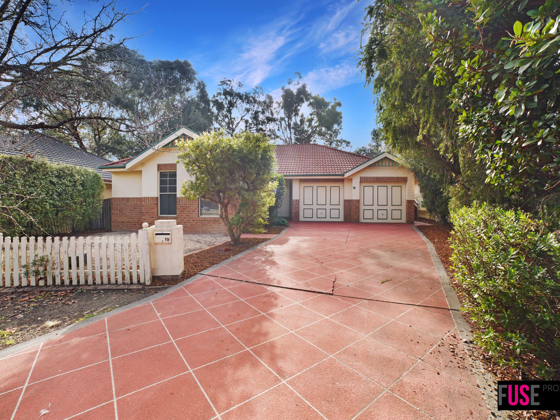 19 Rosewood Glen, Jerrabomberra