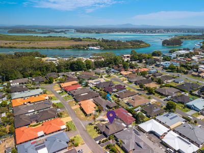 1 Cedar Grove, Forster