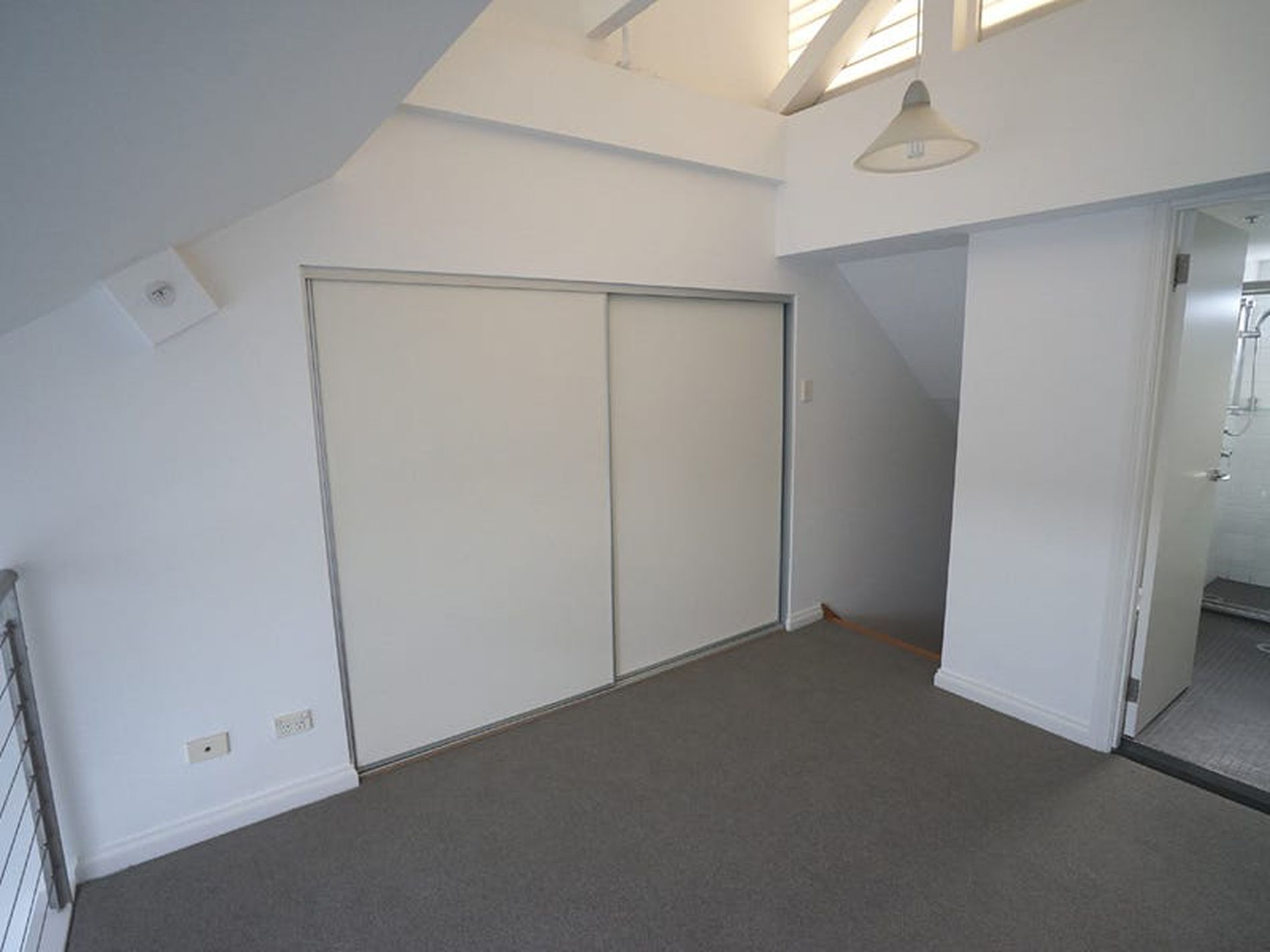 551 / 6 Cowper Wharf Road, Woolloomooloo