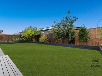 2 Burnett Way, Clyde North