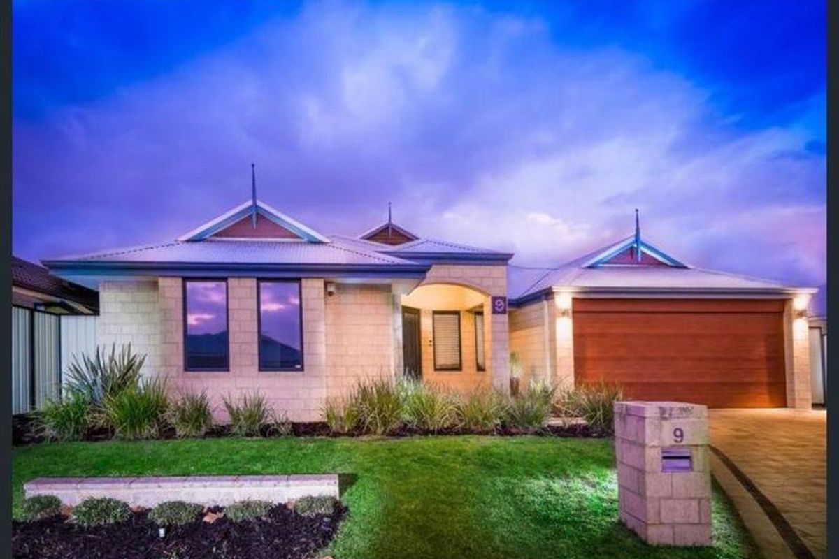 9 Woodside Loop, Beckenham