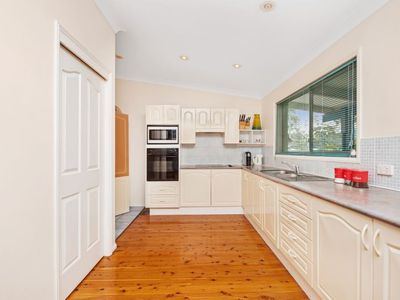 4 Garrad Way, Lake Conjola