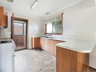 2/142 Dalton Road, Warrnambool