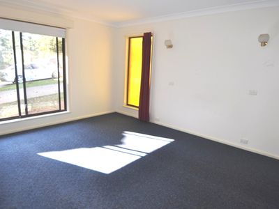 13 Brigalow Avenue, Dubbo