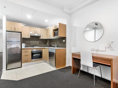 507 / 2-4 Cunningham Street, Haymarket