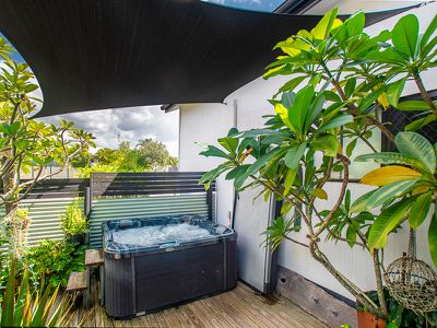 12 Whipbird Court, Urangan
