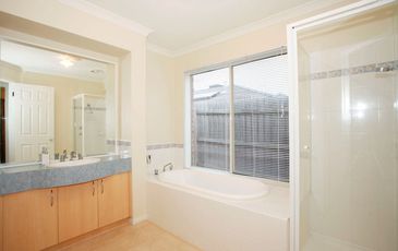5 Mountain View Circuit, Beaconsfield