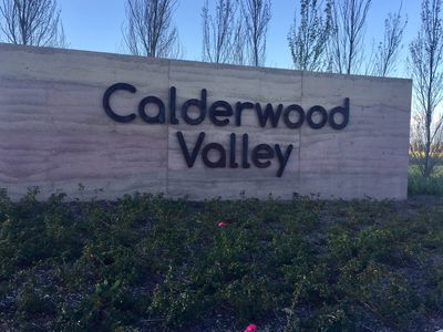 33 Brushgrove Circuit, Calderwood