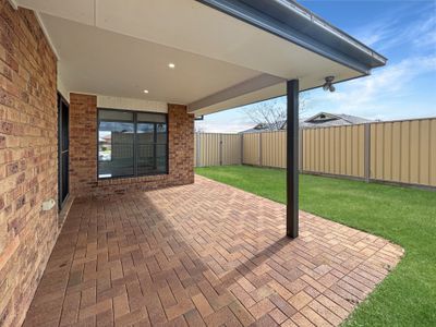 1 Terrazzo Court, Dubbo