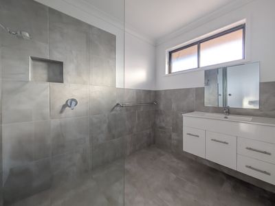 1 / 2 Parnee Street, Swan Hill