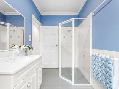 5 Woodbury Road, North Narooma