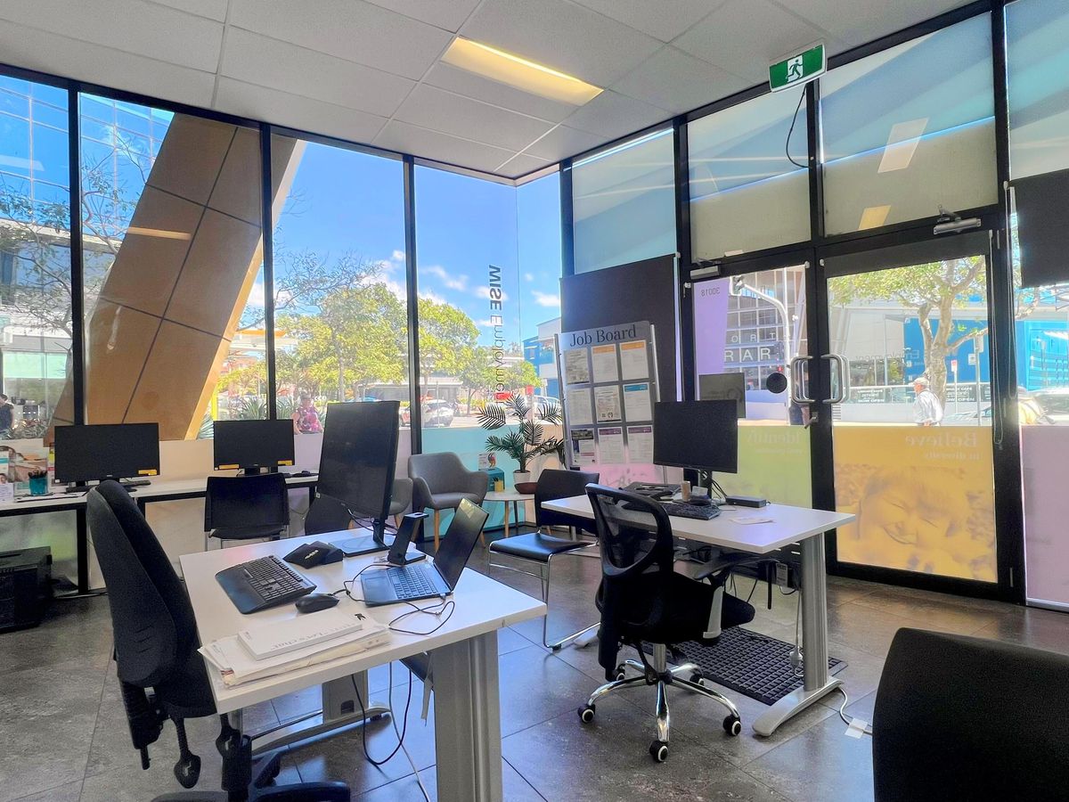 3018 / 27 Garden Street, Southport