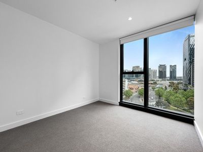 914 / 628 Flinders Street, Docklands