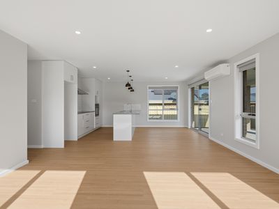 50a & 50b Deavan Drive , Shorewell Park