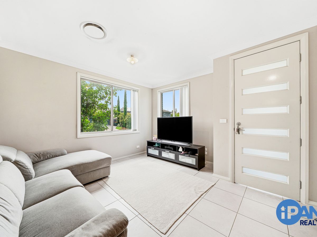 90 Longhurst Street, Oran Park