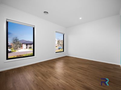 3 Porter Street, Werribee