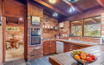 16 Corringham Road, Beaconsfield Upper