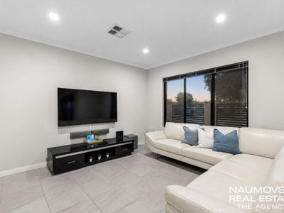 32 Arkana Road, Westminster