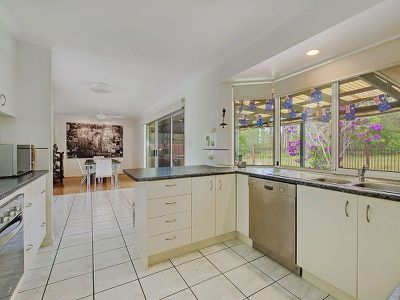 14 Carruthers Court, Cooroy