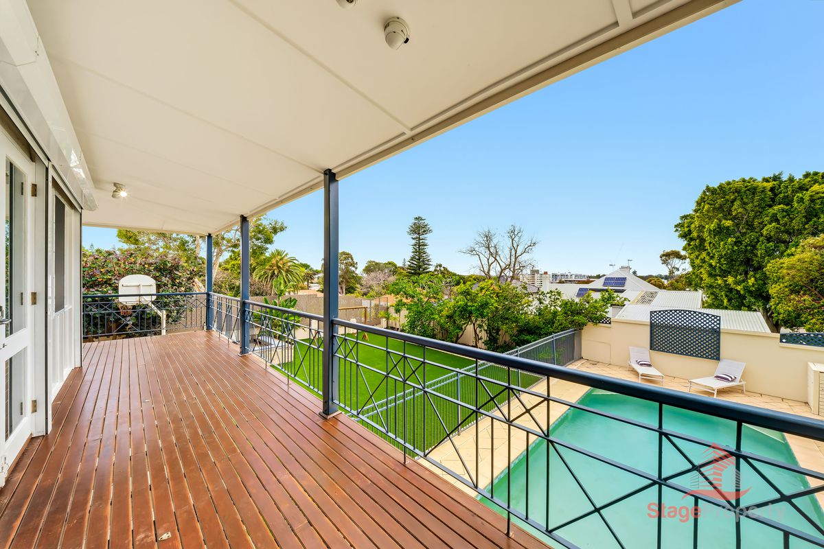 10 Cliff Road, Claremont