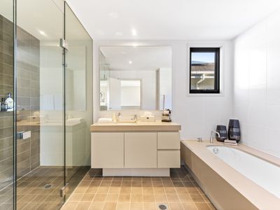 39 Pebble Beach Avenue, Magenta