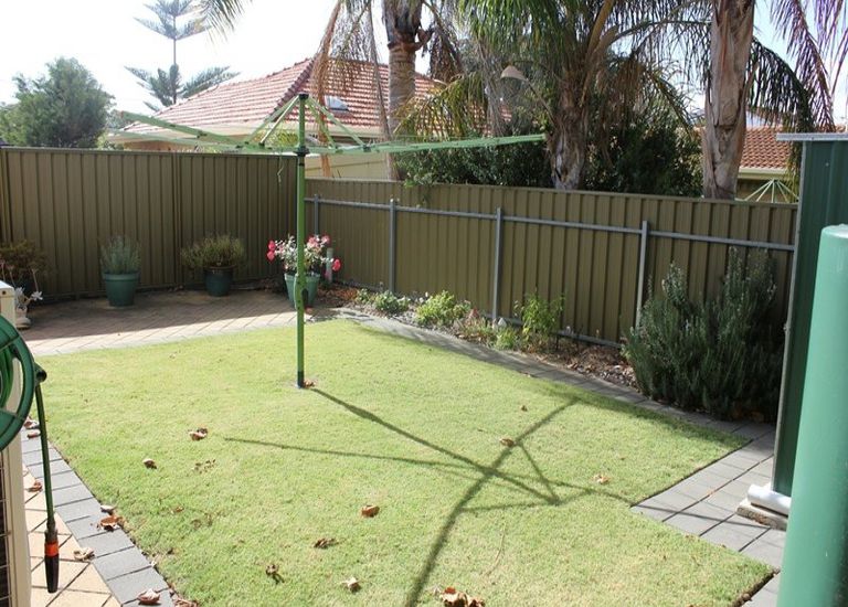 13A Gulf Parade, Brighton
