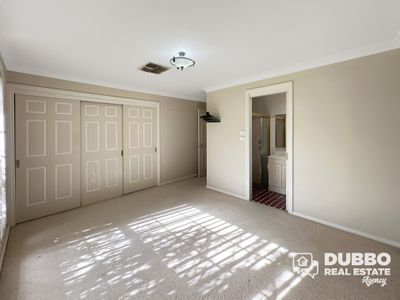 16 Kingfisher Street, Dubbo