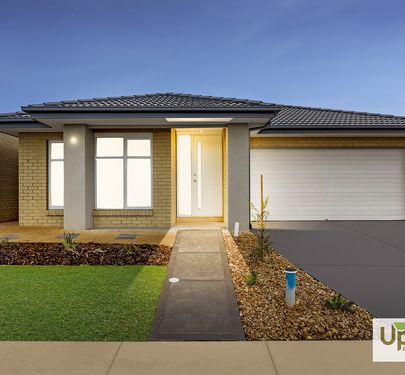 13 Fremont Street, Clyde