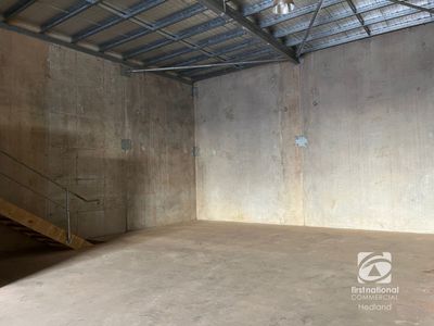 2 / 37 Steel Loop, Wedgefield