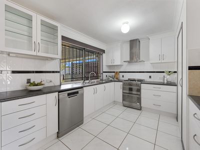 4 Regal Drive, Regents Park