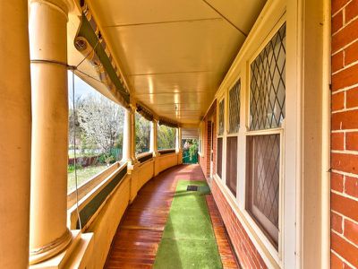 695 Pemberton Street, Albury