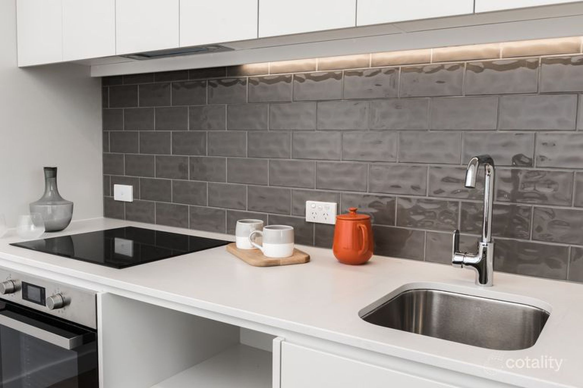 801 / 156 Wright Street, Adelaide