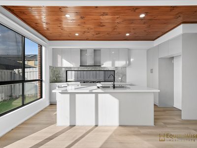 27 Thrums Road, Mambourin