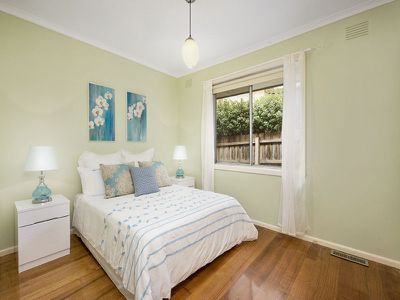 63 Dehnert Street, Doncaster East