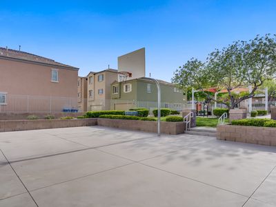 9157 Acclamation Ct, Las Vegas, NV, International