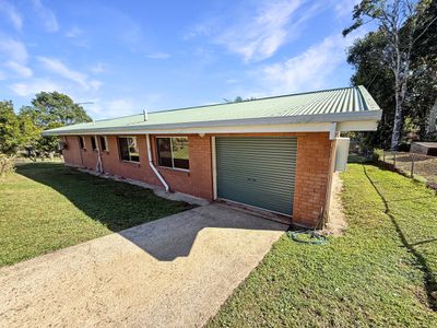 35 DANBULLA CRESCENT, Atherton