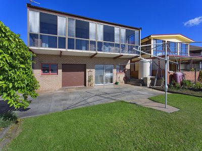 83 The Esplanade, Oak Flats