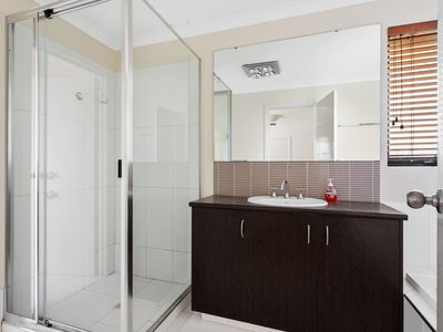 12 Purna Place, Hannans