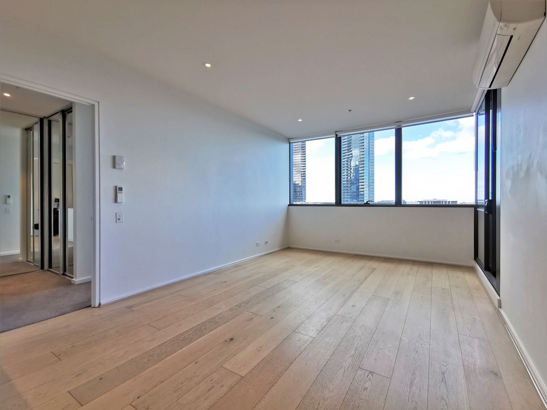 503S / 883 Collins Street, Docklands