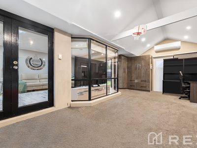 16 Homewood Boulevard, Hallam