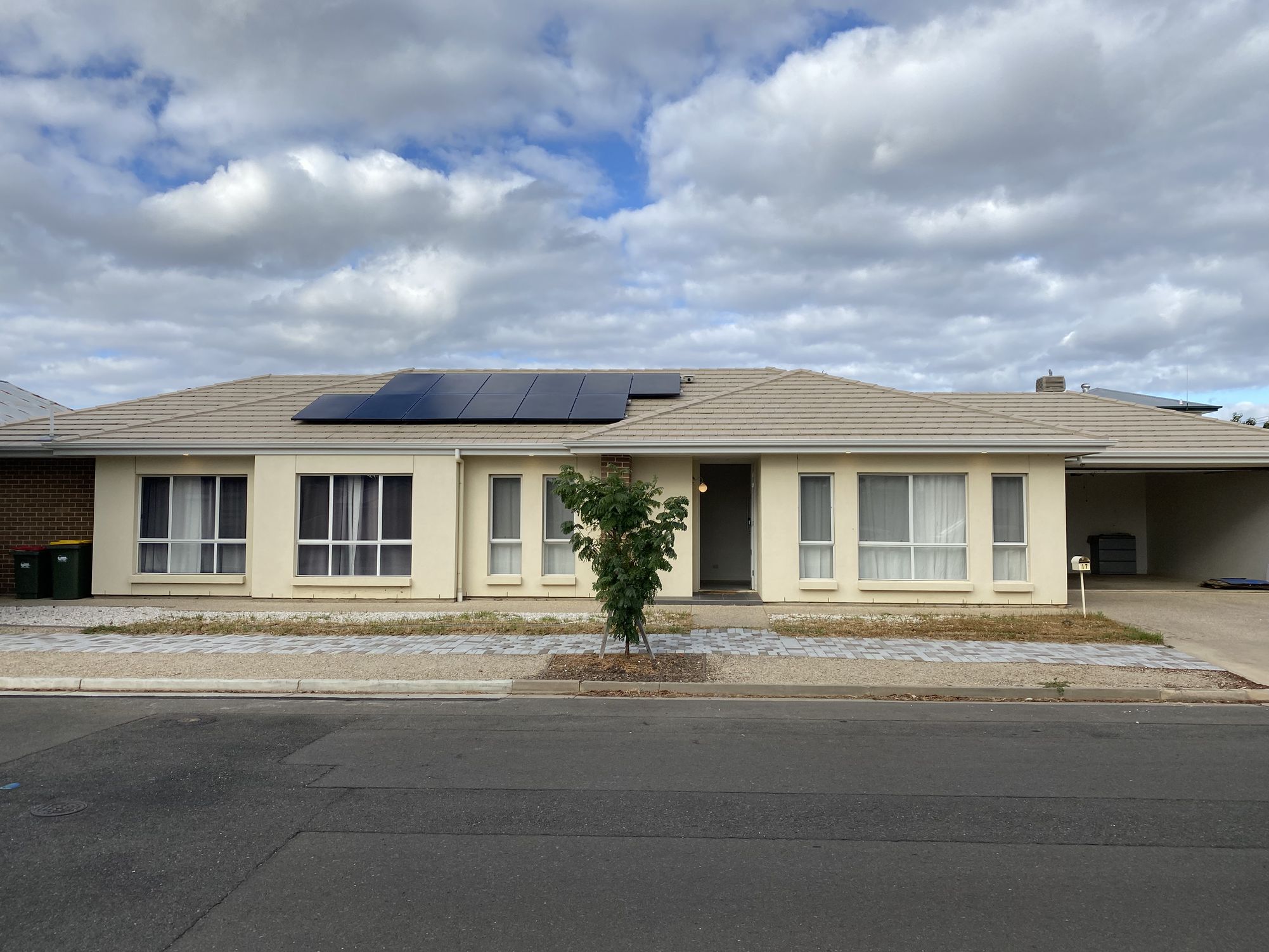 17 Chambers Avenue, Richmond