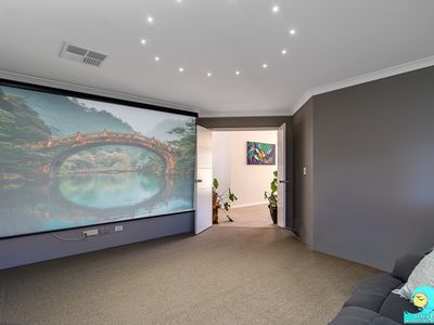 133 Lagoon Drive, Yanchep