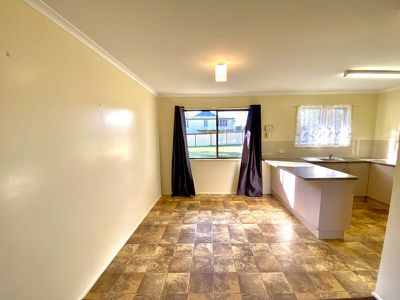 22 South Street, Nanango